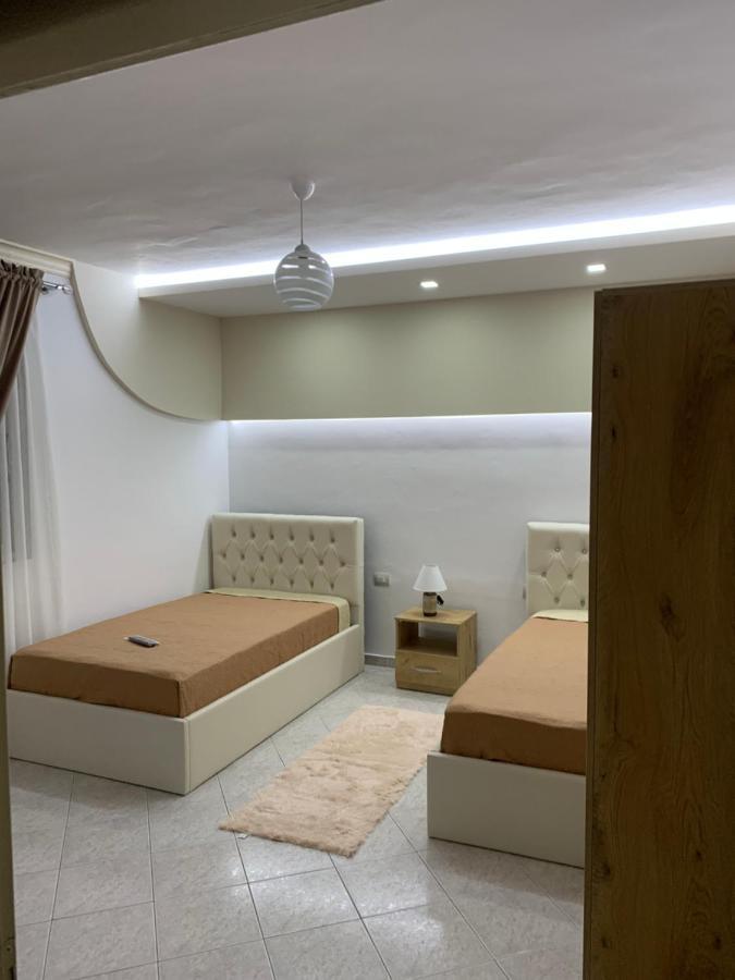 Villa Braho Gjirokastër Buitenkant foto
