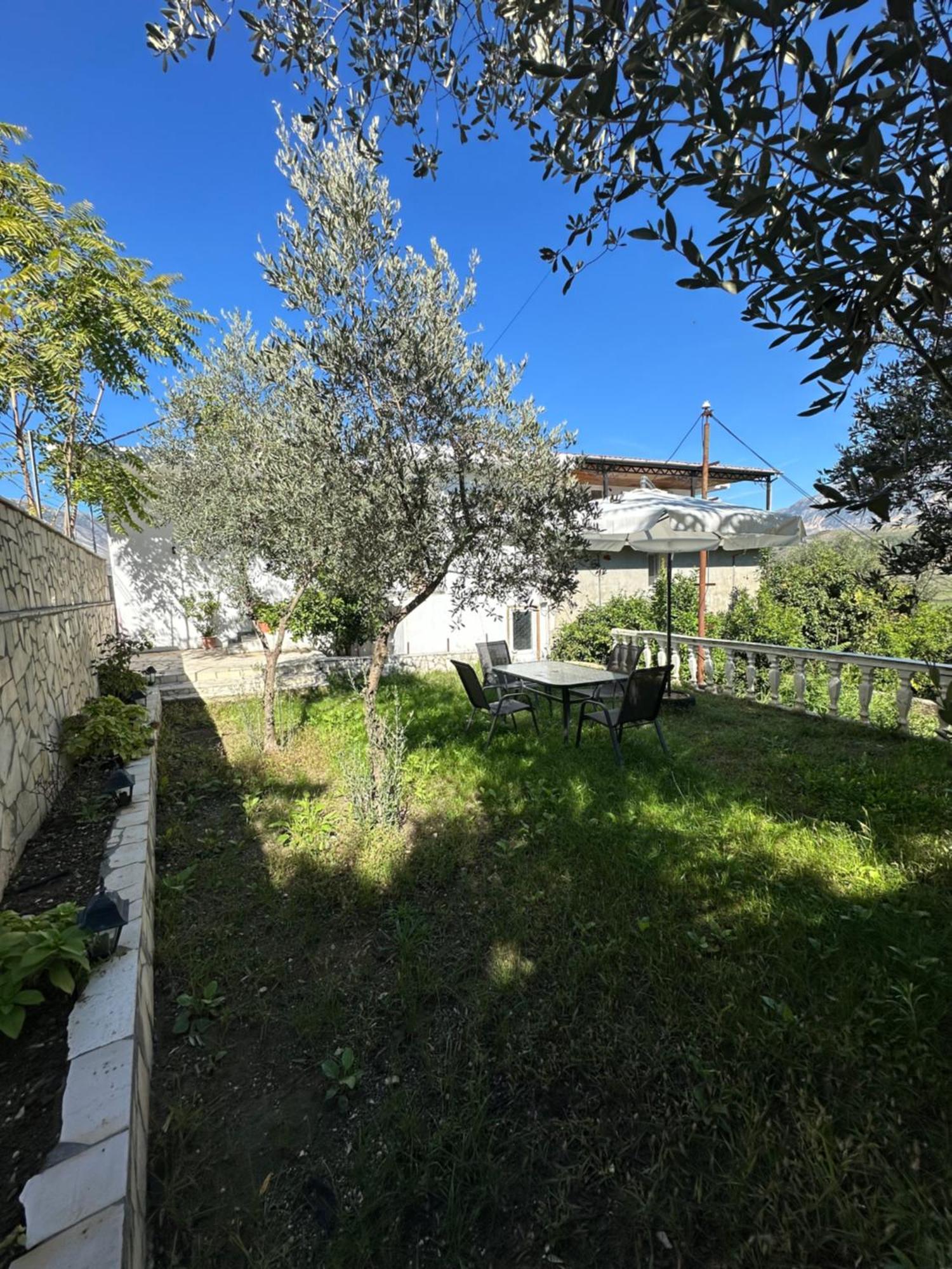 Villa Braho Gjirokastër Buitenkant foto