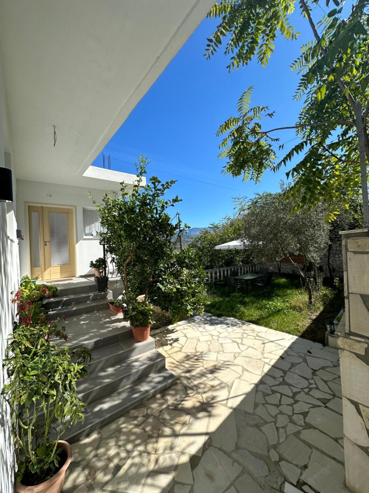 Villa Braho Gjirokastër Buitenkant foto