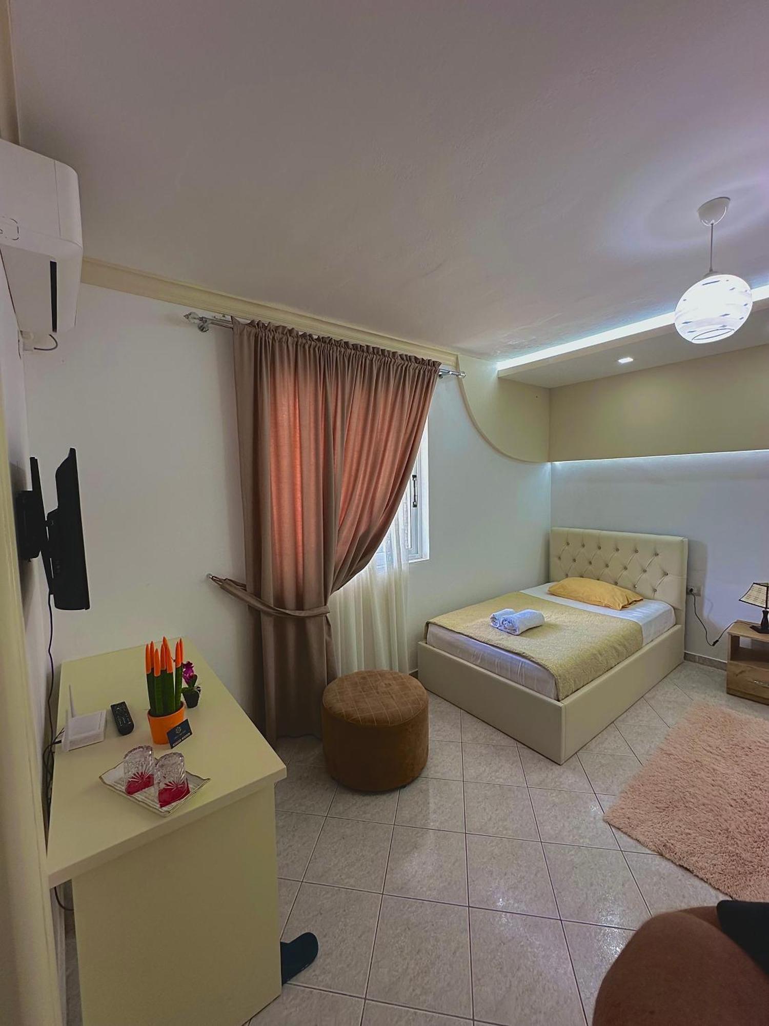 Villa Braho Gjirokastër Buitenkant foto